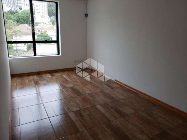 Sala comercial à venda na Rua Ramiro Barcelos, 685, Floresta, Porto Alegre por R$ 449.000