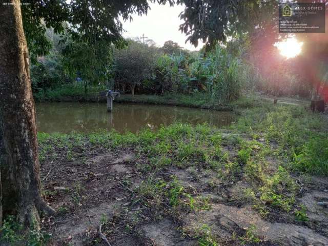 Sítio para Venda em Araruama, Itatiquara, 1 dormitório, 1 banheiro, 1 vaga