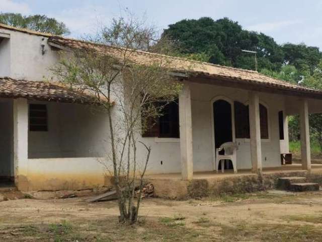 Sítio para Venda em Saquarema, Bicuiba, 3 dormitórios, 1 suíte, 2 banheiros, 1 vaga