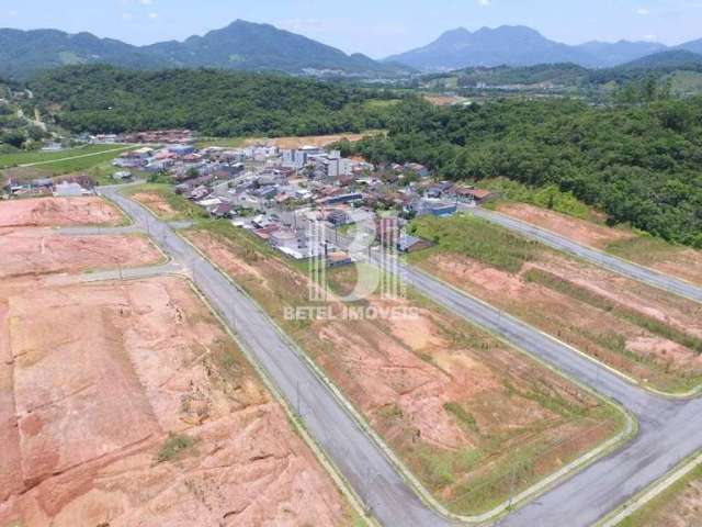 Três Rios do Norte - Terreno à venda