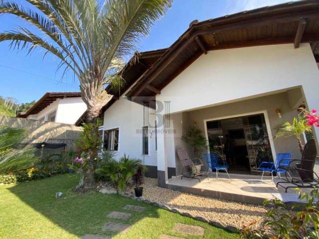 Casa para Venda em Jaraguá do Sul / SC no bairro Barra do Rio Cerro