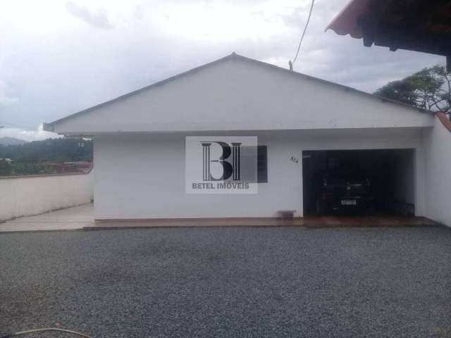 Casa para Venda em Jaraguá do Sul / SC no bairro Barra do Rio Cerro