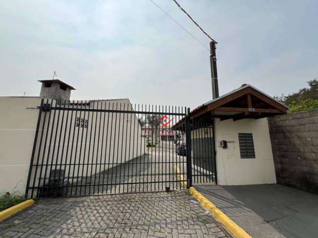 Casa com 2 quartos à venda na Rua Fioravante Zocolotti, Itália, São José dos Pinhais, 50 m2 por R$ 360.000