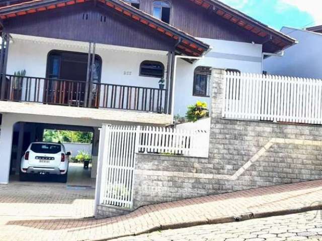 Casa com 3 quartos à venda no Fortaleza, Blumenau , 374 m2 por R$ 900.000