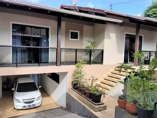 Casa com 3 quartos à venda no Fortaleza, Blumenau , 320 m2 por R$ 870.000