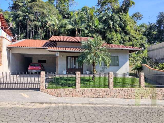 Casa com 3 quartos à venda no Tribess, Blumenau , 178 m2 por R$ 848.000