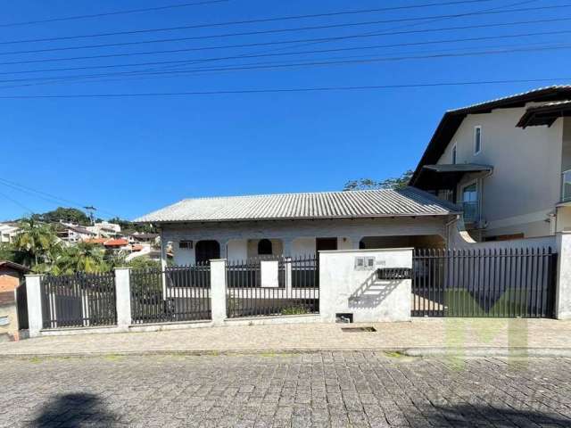 Casa com 3 quartos à venda no Tribess, Blumenau , 220 m2 por R$ 699.000