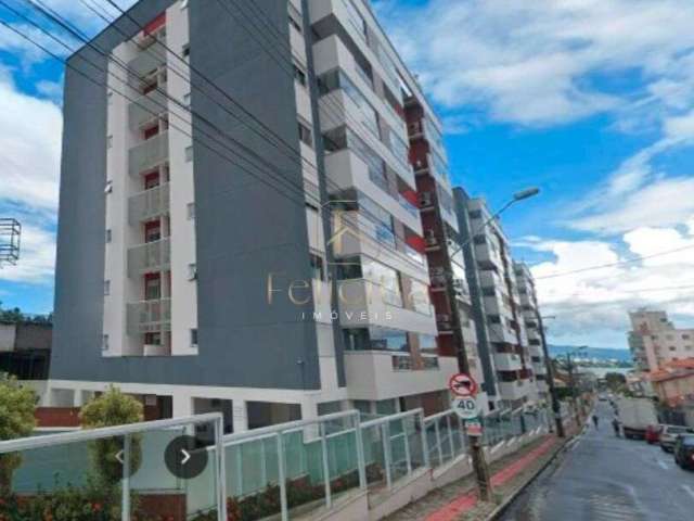 Apartamento à venda no bairro Praia Comprida - São José/SC