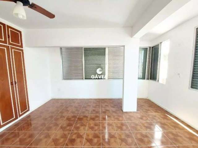 Apartamento com 2 dormitorios 2 banheiros frente mar - itararé são vicente