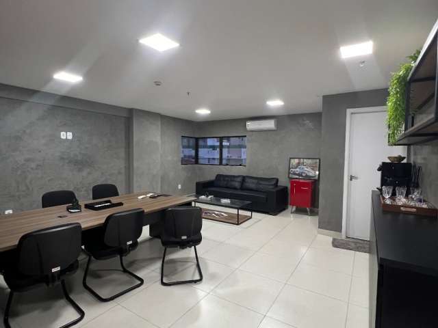 Sala comercial mobiliada na ponta verde.