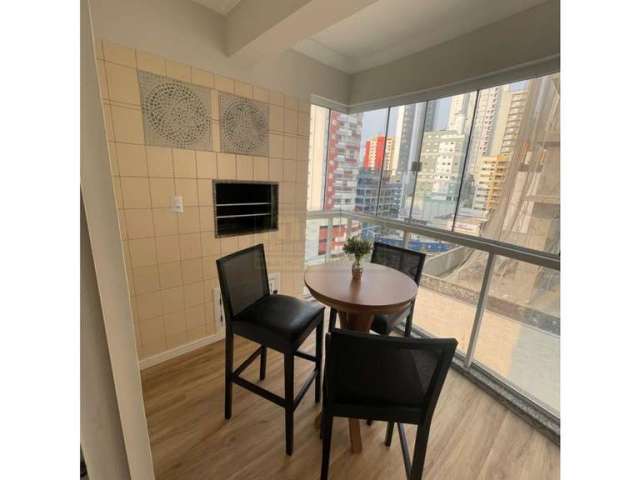 Apartamento para Venda no bairro Centro em Balneário Camboriú, 3 quartos sendo 1 suíte, 2 vagas, Mobiliado, 86 m² de área total, 86 m² privativos,