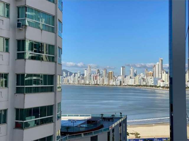 Apartamento para Venda no bairro Pioneiros em Balneário Camboriú, 4 quartos sendo 2 suítes, 4 vagas, Sem Mobília, 226 m² de área total, 160 m² privativos,