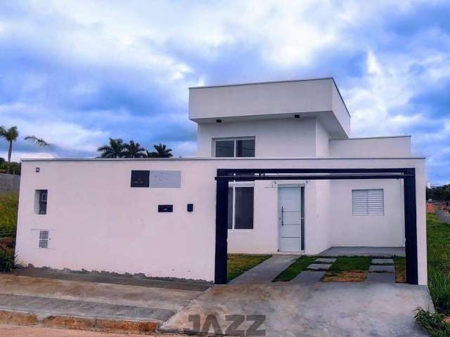 Encantadora casa a venda no Parque das Árvores, Boituva, SP, possui 3 quartos, sendo 1 suíte, sala, cozinha, quintal e 3 vagas na garagem.