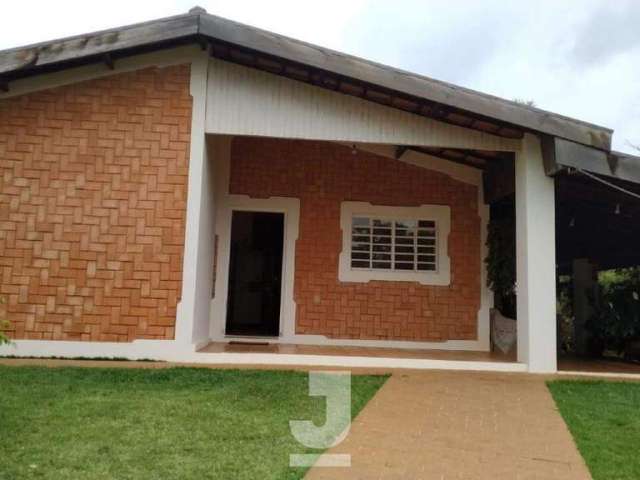 Casa em Condomínio - à venda por 1.300.000,00 - 5 quartos - Parque Residencial Colina das Estrelas, Parque Residencial Colina das Estrelas - Tatuí.