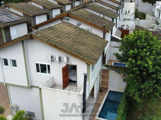 Casa em Condomínio - à venda por 2.500.000,00 - 3 quartos - Praia de Juquehy, - São Sebastião.