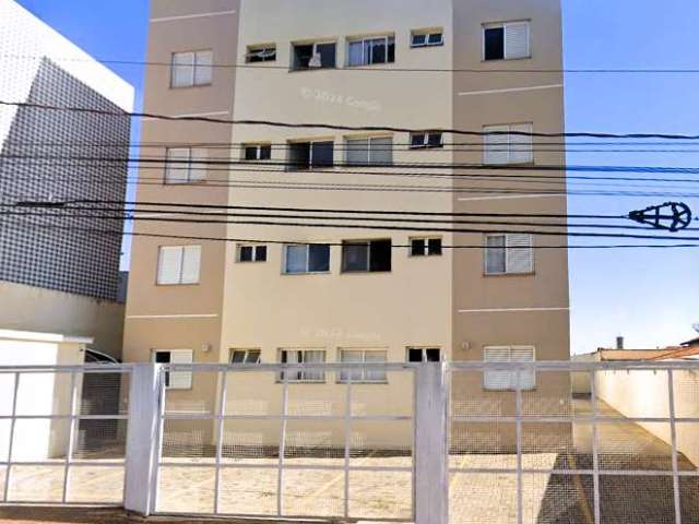 Apartamento térreo à venda no Centro de Boituva - 64m², 2 quartos, sala, cozinha,banheiro, 1 vaga na garagem. Excelente Localização!