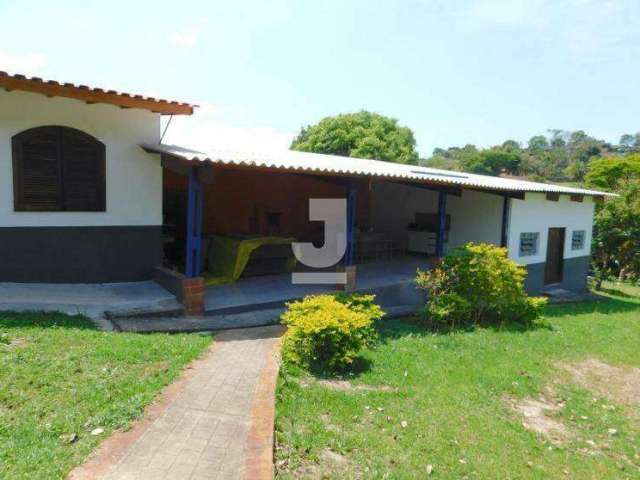 Chácara com 3 casas em Atibaia e 6065 M2 - Oportunidade