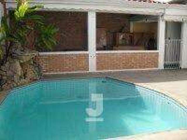 Casa, Area Nobre no Jardim Santa Rita de Cássia, 4 dormitórios, Piscina.