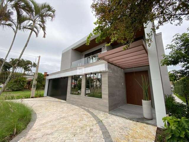 Casa em Jurerê Internacional  -  Florianópolis