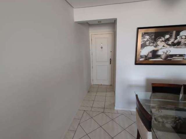 Apartamento em Campinas - São José, SC