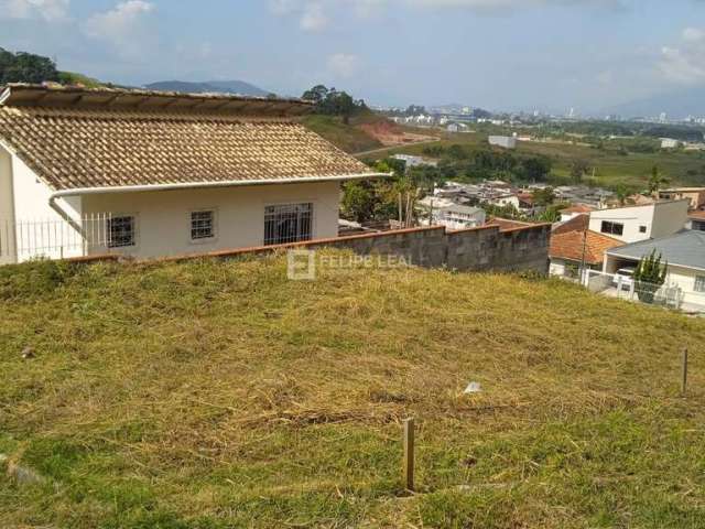 Lote / Terreno em Forquilhas  -  São José