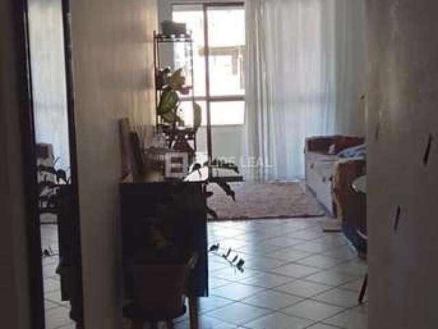 Apartamento em Barreiros - São José, SC