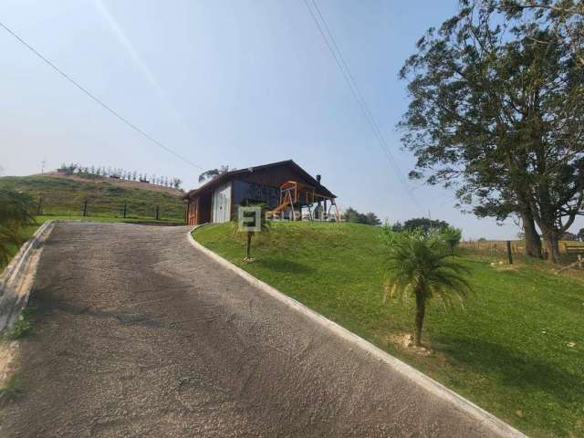 Casa em Invernadinha  -  Rancho Queimado