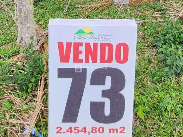 Terreno em Condominio em Varginha  -  Santo Amaro da Imperatriz