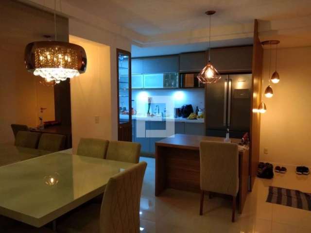 Apartamento em Barreiros  -  São José