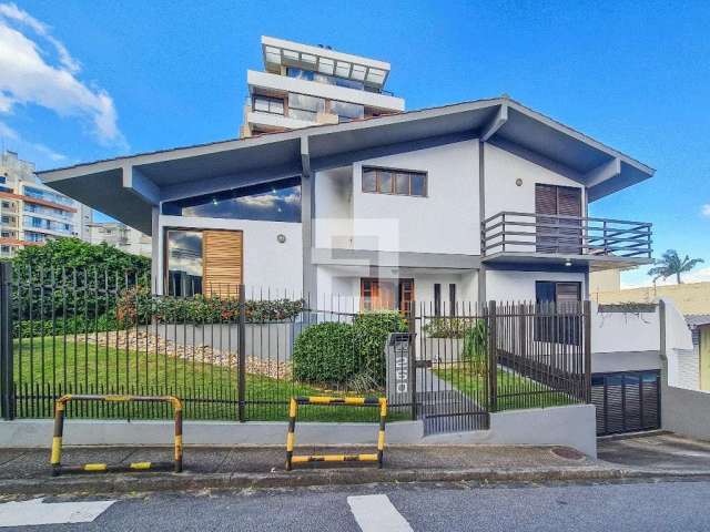 Casa em Itaguaçu  -  Florianópolis