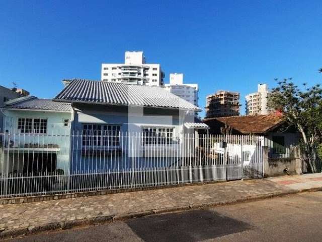 Casa em Barreiros - São José, SC