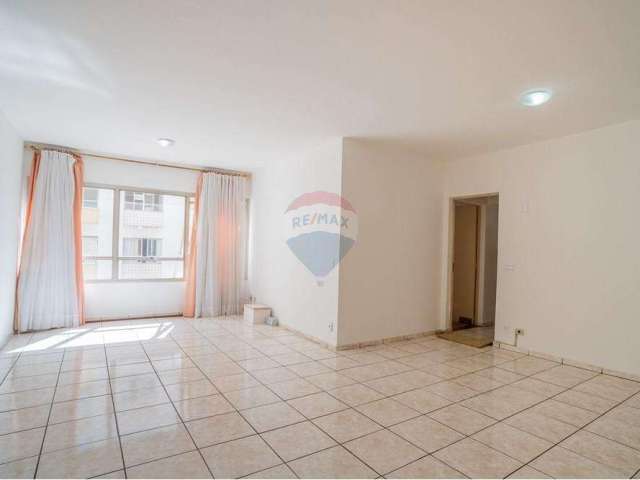 Vende-se Amplo Apartamento, 3 dormitórios, 1 suíte, 1 vaga coberta, no Centro de Campinas