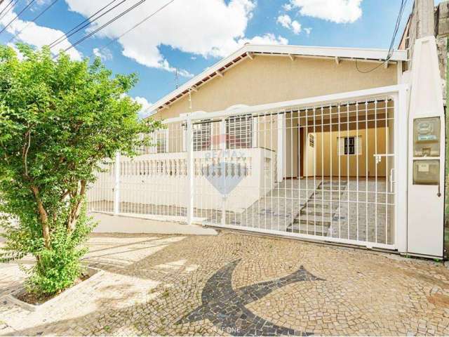 Casa excelente à venda em Campinas, SP. São 2 casas pelo valor de uma, R$680.000,00