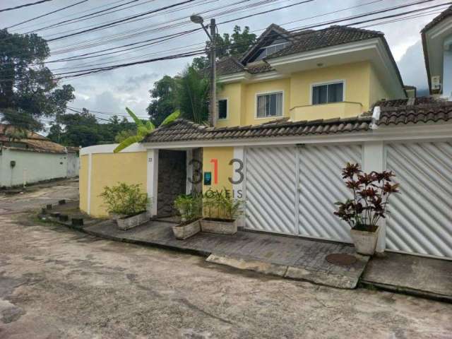 Casa de Condomínio a venda em Rio de Janeiro