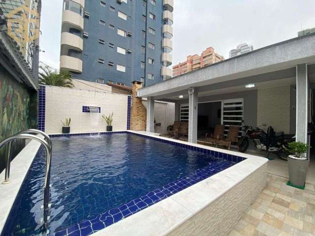 Casa 2 suítes + 1 dorm. 2 vagas, 4 banheiros, 228m2, piscina e churrasqueira.