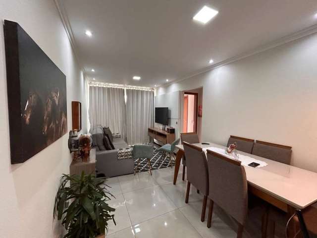 **Apartamento na Praia do Morro: 2 Suítes e Lazer Completo**