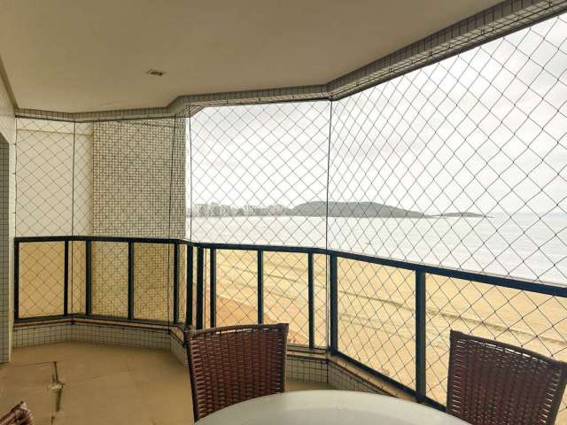 Luxuoso Apartamento na Praia do Morro com Vista para o Mar - 230m² de Conforto e Elegância