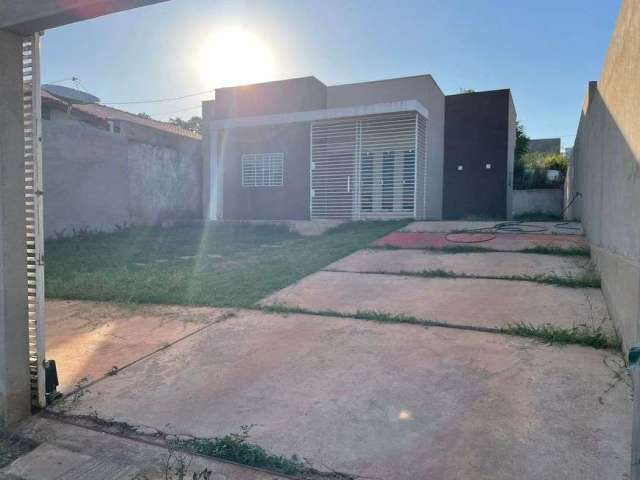 Casa para venda possui 69M² 03 QUARTOS 02 BANHEIRO 01 SUITE - COM PLANEJADOS !!