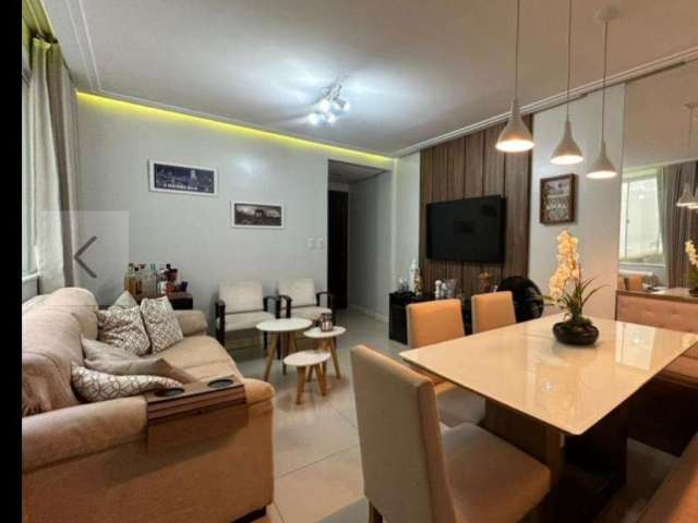 Apartamento à Venda na Avenida Oceânica Com 3 Dormitórios 120m²