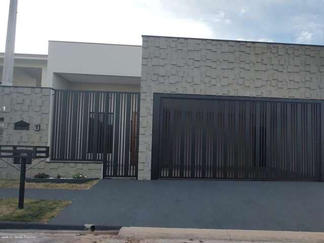 Casa para Venda em Botucatu, Residencial Ouro Verde, 2 dormitórios, 1 suíte