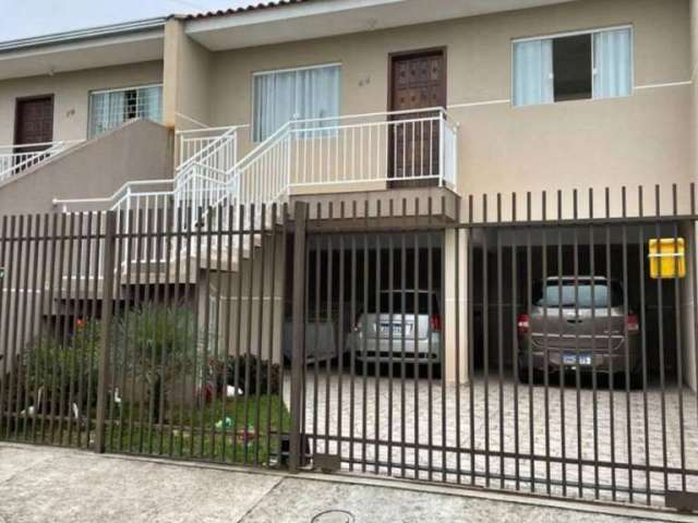 Casa com 3 quartos à venda na Rua Osias Rabelo, 64, Quississana, São José dos Pinhais, 95 m2 por R$ 490.000