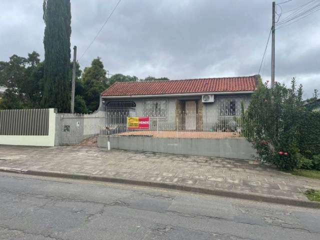 Casa com 7 quartos à venda na Rua Barão do Cerro Azul, 2143, Bom Jesus, São José dos Pinhais por R$ 1.600.000