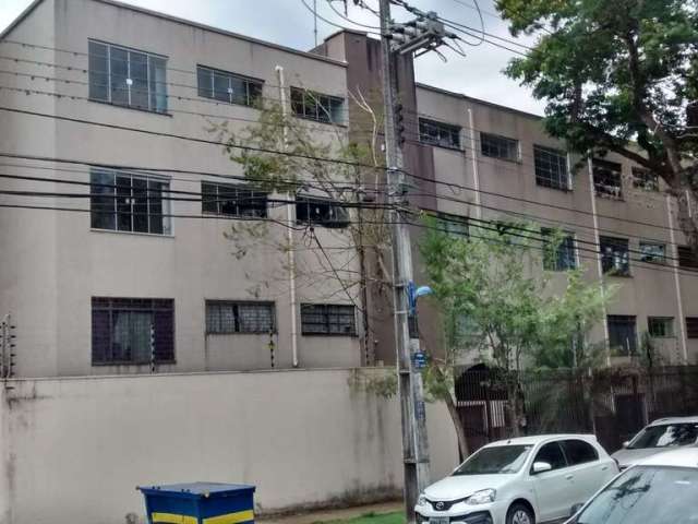 VENDA | Apartamento, com 3 dormitórios em Zona 05, Maringá