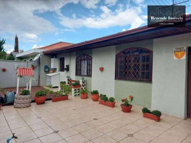 Casa á venda no bairro Tingui - Curitiba