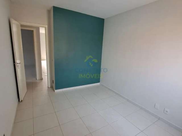 Linda Casa en condomínio, disponível para morar.