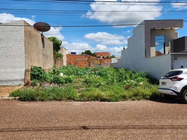 Lote residencial em Bairro Novo com toda Infraestrutura,  90 % Habitado.