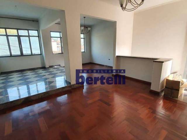 Casa com 3 dormitórios à venda, 238 m² por R$ 850.000,00 - Centro - Bragança Paulista/SP