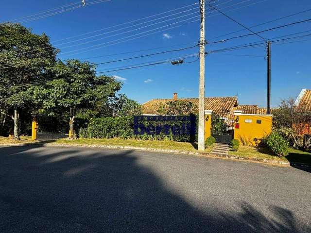 Casa com 3 dormitórios à venda, 272 m² por R$ 1.600.000,00 - Jardim América - Bragança Paulista/SP