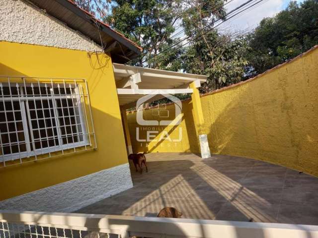 Imponente Casa Térrea à Venda no Morumbi, 291m², 3 Dormitórios, 2 Vagas, Amplo Quintal, R$ 850.000,