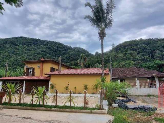 Sobrado com 10 dormitórios à venda, 414 m² por R$ 3.000.000,00 - Lázaro - Ubatuba/SP